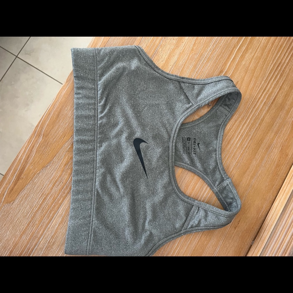 Nike sports bra Xs youth